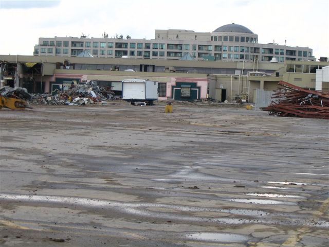 Don Mills Centre - Reconstruction Picture 5